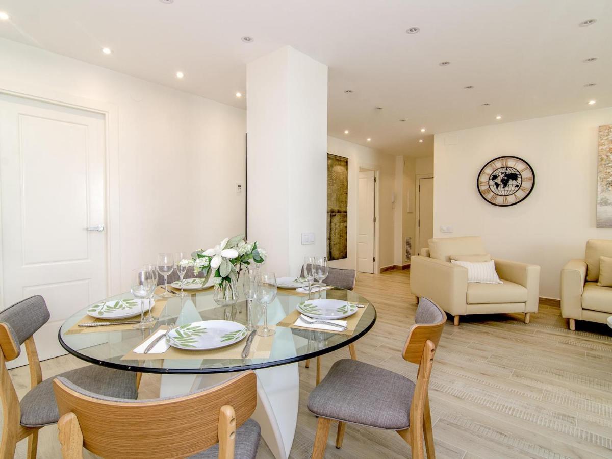 Sitges Spaces Oasis Suites- 4 Bedroom, 4 Ensuite Bathrooms, Terrace, Pool, Sitges Centre Bagian luar foto