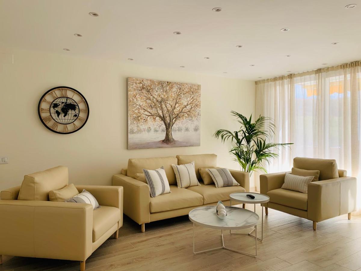 Sitges Spaces Oasis Suites- 4 Bedroom, 4 Ensuite Bathrooms, Terrace, Pool, Sitges Centre Bagian luar foto